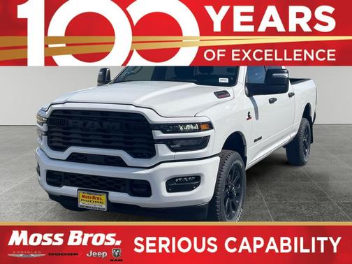Bright White Clearcoat 2026 RAM 2500 Big Horn Crew Cab 4x4 6'4' Box