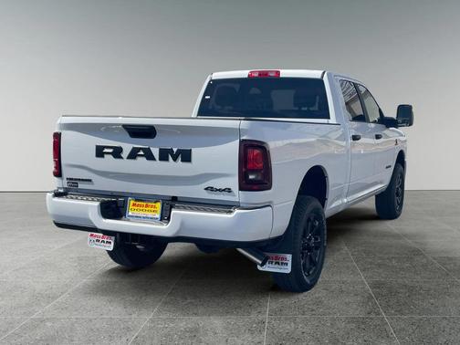 2026 RAM 2500 Big Horn Crew Cab 4x4 6'4' Box