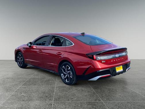 Ultimate red 2025 Hyundai SONATA SEL