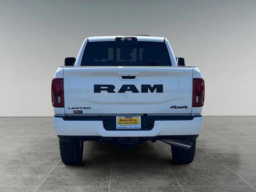2025 RAM 3500 Limited Crew Cab 4x4 6'4' Box