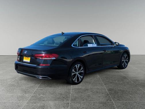 2021 Volkswagen Passat 2.0T SE