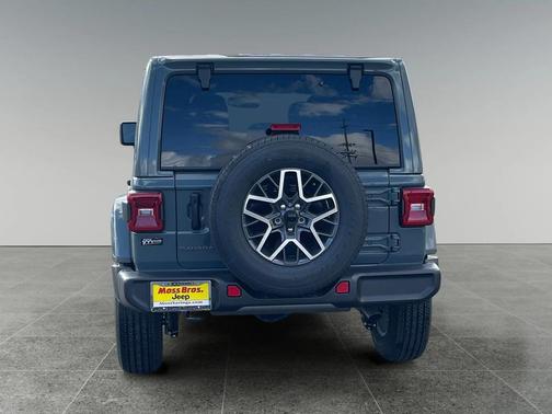 2026 Jeep Wrangler 4-Door Sahara 4x4