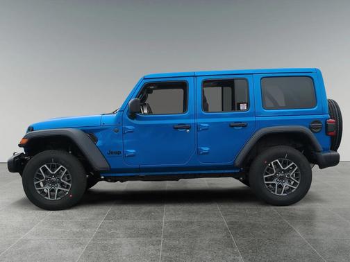 2025 Jeep Wrangler 4-Door Sahara 4x4