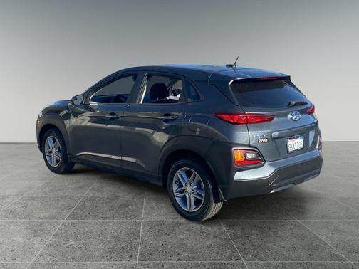 Thunder Gray 2020 Hyundai KONA SE