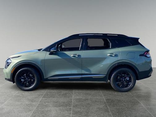 Jungle Green/Ebony Black Roof 2023 Kia Sportage S
