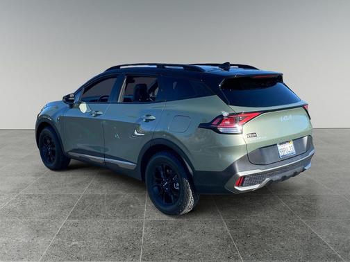 Jungle Green/Ebony Black Roof 2023 Kia Sportage S