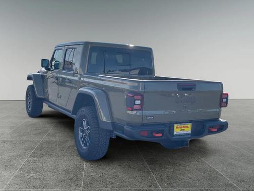 41 2026 Jeep Gladiator Mojave X 4x4
