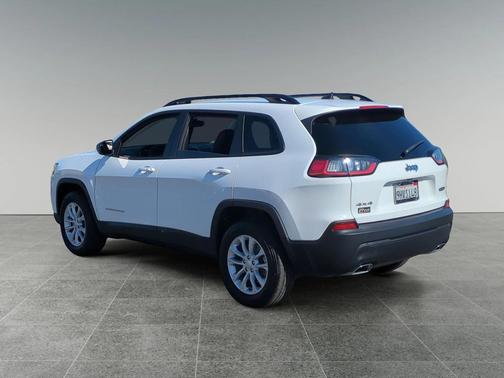 2022 Jeep Cherokee Latitude Lux