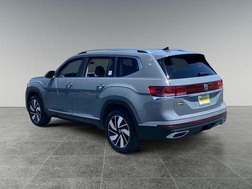 Platinum Gray Metallic 2025 Volkswagen Atlas 2.0T SEL