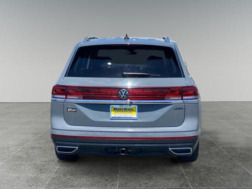 Platinum Gray Metallic 2025 Volkswagen Atlas 2.0T SEL