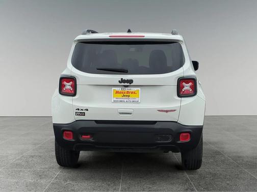 2023 Jeep Renegade Trailhawk