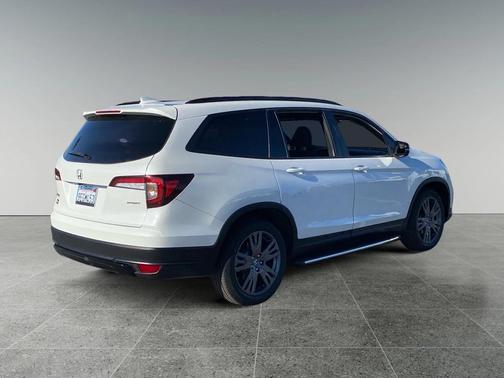 2022 Honda Pilot 2WD Sport