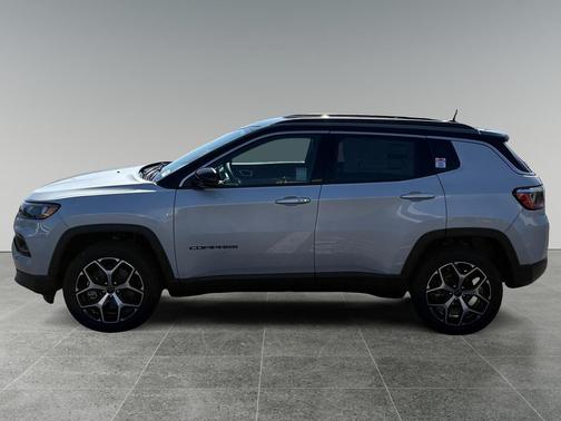 Silver Zynith Metallic Clearcoat 2026 Jeep Compass Limited