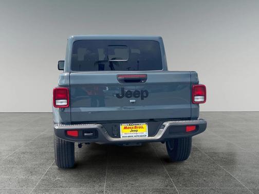 2025 Jeep Gladiator Sport S