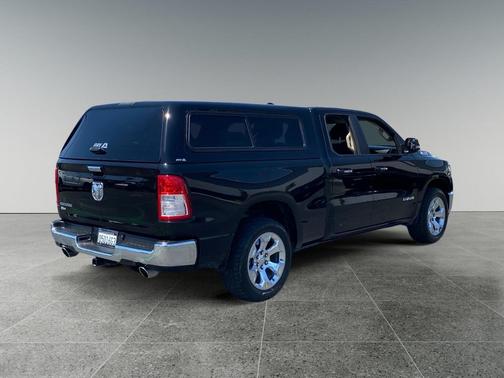 Diamond Black Crystal Pearlcoat 2020 RAM 1500 Big Horn/Lone Star