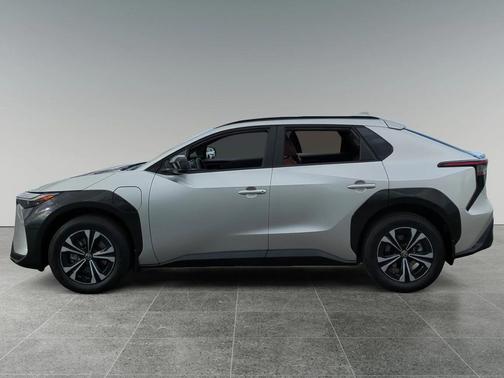 2025 Toyota bZ4X XLE