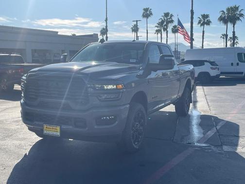 Ceramic Gray Clearcoat 2026 RAM 2500 Big Horn Crew Cab 4x4 6'4' Box