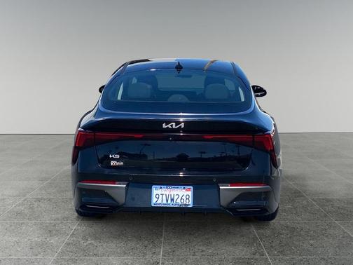 Aurora Black Pearl 2025 Kia K5 LXS
