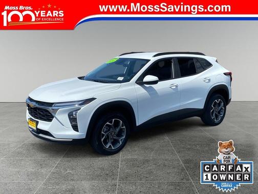 Summit White 2024 Chevrolet Trax LT