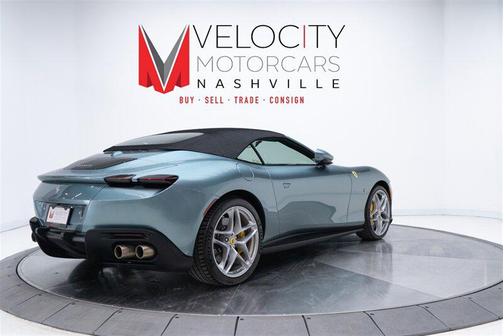 2025 Ferrari Roma Spider Base