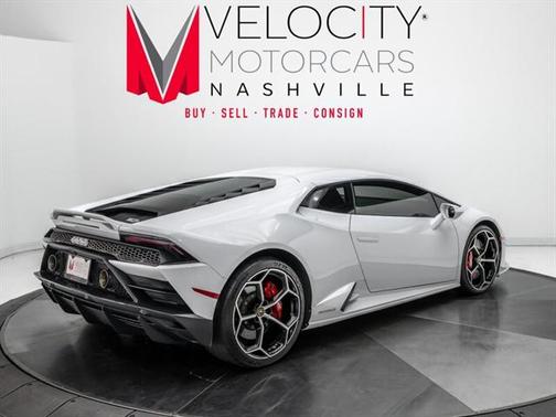 2020 Lamborghini Huracan EVO Base