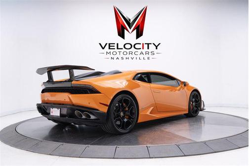 Tan 2017 Lamborghini Huracan LP610-4