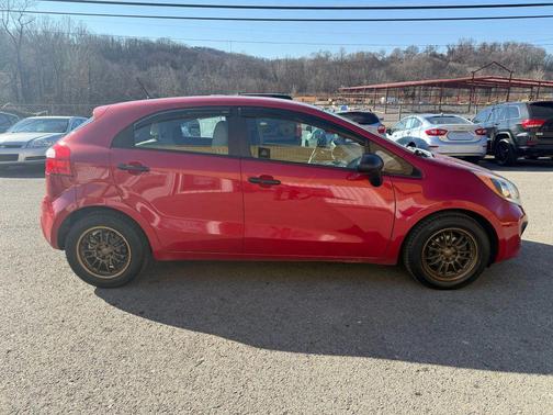 2013 Kia Rio LX