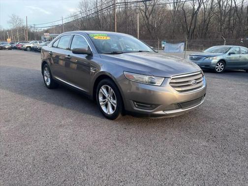 2014 Ford Taurus SEL
