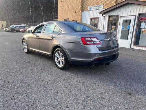 2014 Ford Taurus SEL