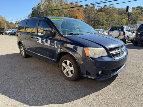 True Blue Pearlcoat 2012 Dodge Grand Caravan SE/AVP