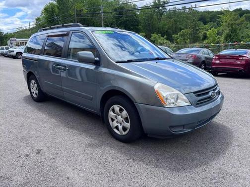 2008 Kia Sedona LX