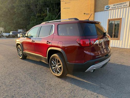 2017 GMC Acadia SLT-1