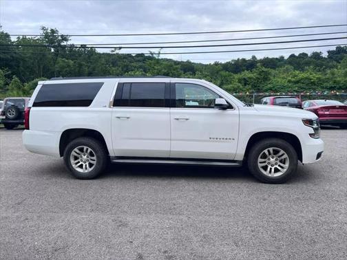 2016 Chevrolet Suburban LS