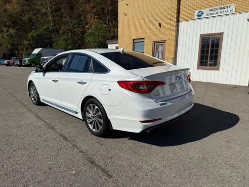 2015 Hyundai SONATA Sport