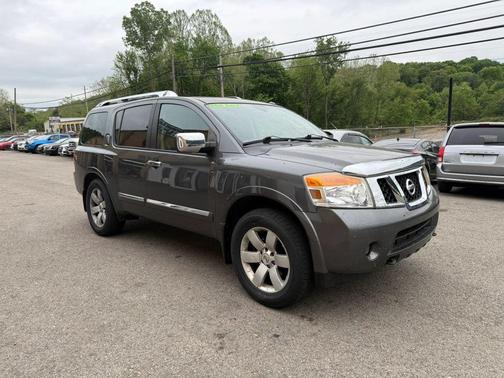 Smoke 2011 Nissan Armada SL