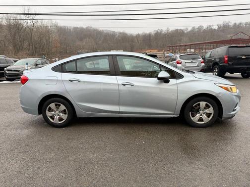 2017 Chevrolet Cruze LS