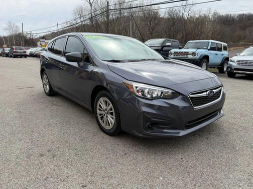 2017 Subaru Impreza 2.0i