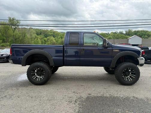 Blue 2001 Ford F-250 Short Bed