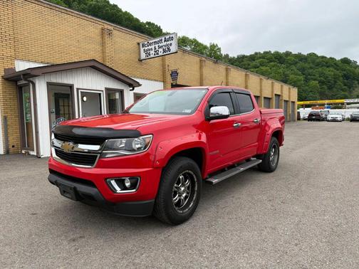 Red 2015 Chevrolet Colorado LT