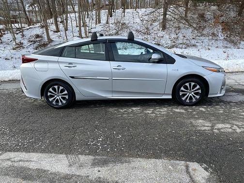 2022 Toyota Prius Prime LIMITED