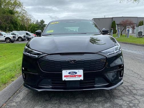 2022 Ford Mustang Mach-E GT