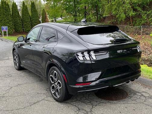2022 Ford Mustang Mach-E GT