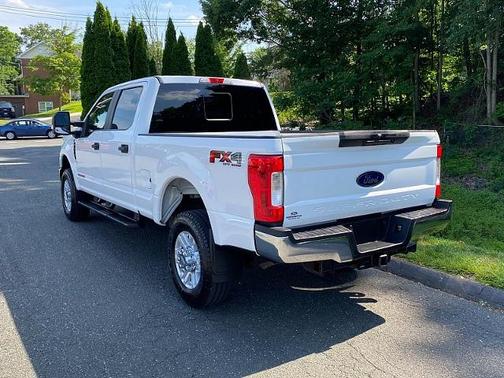 2019 Ford F-350 SUPER DUTY