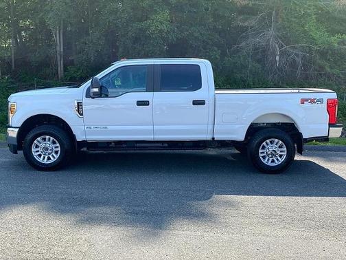 2019 Ford F-350 SUPER DUTY