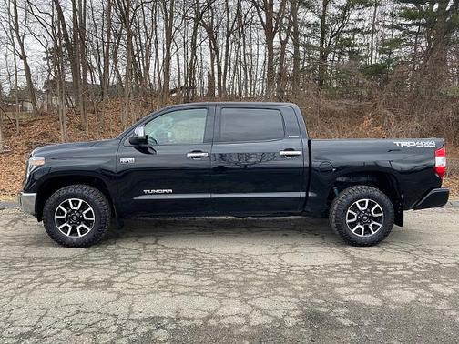 2019 Toyota Tundra LIMITED