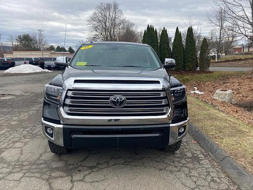 2019 Toyota Tundra LIMITED