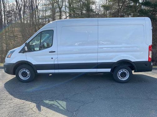 2024 Ford Transit-250 148 WB MEDIUM ROOF CARGO