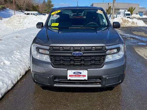 2023 Ford Maverick XL