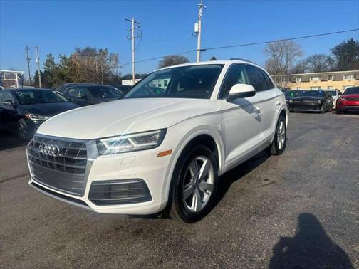 2019 Audi Q5 2.0T Premium Plus