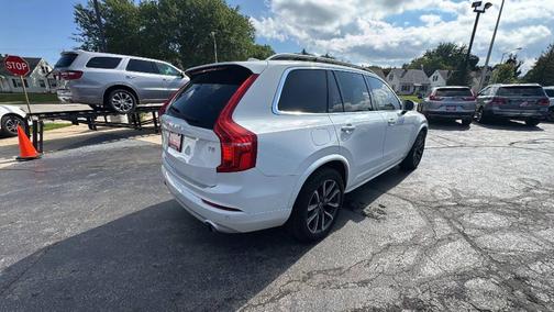 2019 Volvo XC90 T5 Momentum